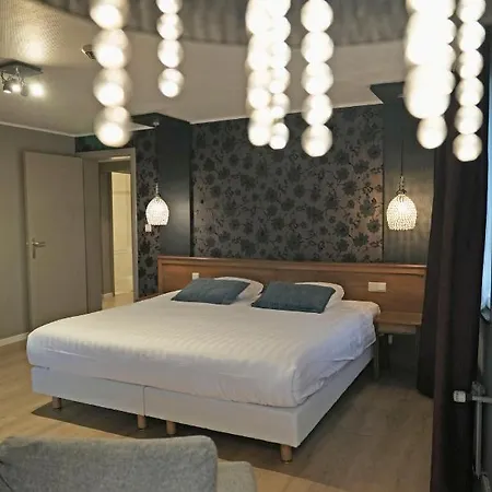 Hotell Panorama - Vue Exceptionnelle Sur La Semois 4*
