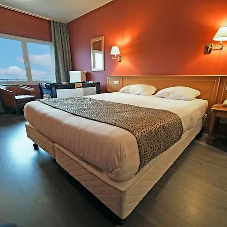 Panorama 4*