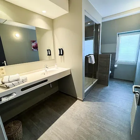 Hotell Panorama - Vue Exceptionnelle Sur La Semois 4*