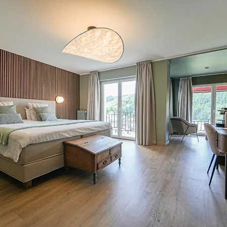 فندق Panorama - Vue Exceptionnelle Sur La Semois 4*