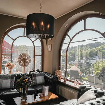 Hotel Panorama - Vue Exceptionnelle Sur La Semois 4*