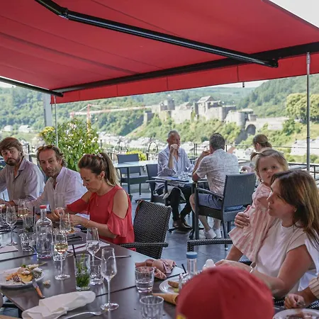 Hotel Panorama - Vue Exceptionnelle Sur La Semois 4*