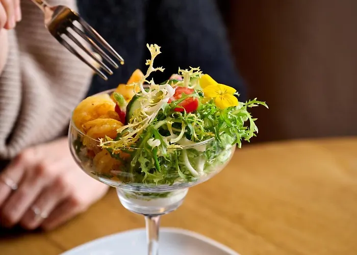 Hotel Panorama - Vue Exceptionnelle Sur La Semois 4*