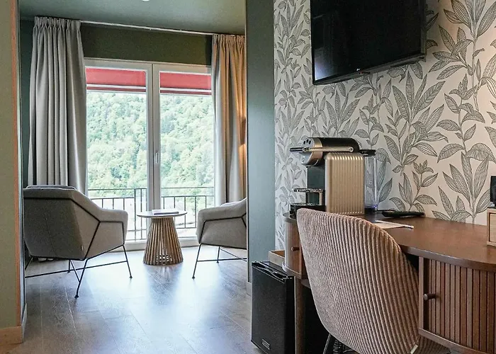 Panorama - Vue Exceptionnelle Sur La Semois Hotel 4*