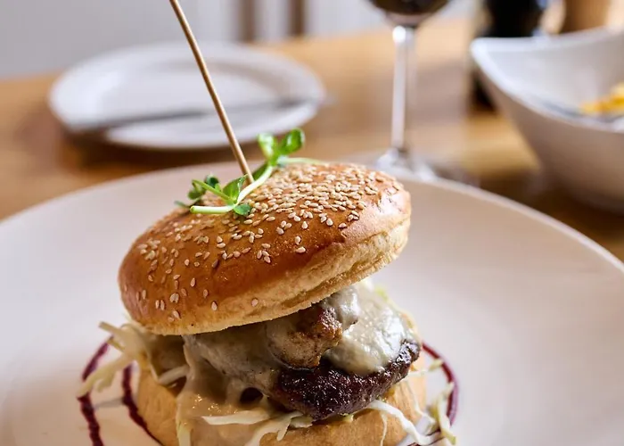 Hotel Panorama - Vue Exceptionnelle Sur La Semois Bouillon