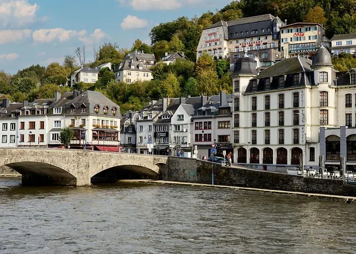 Panorama - Vue Exceptionnelle Sur La Semois 4* Bouillon