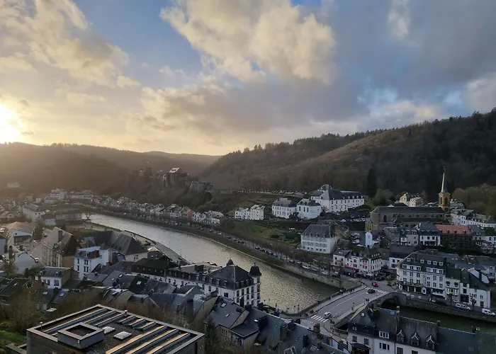 Hotel Panorama - Vue Exceptionnelle Sur La Semois