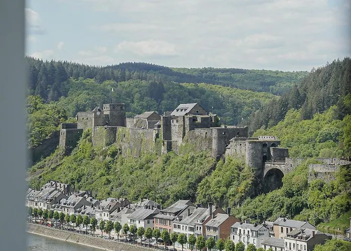 Hotel Panorama - Vue Exceptionnelle Sur La Semois