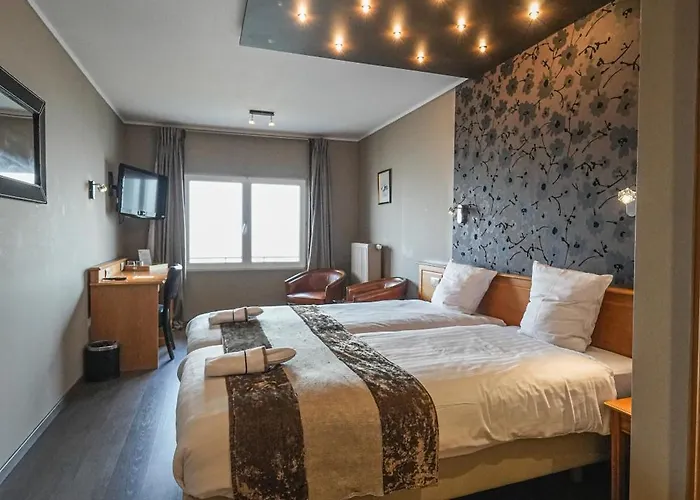 Hotel Panorama - Vue Exceptionnelle Sur La Semois Bouillon